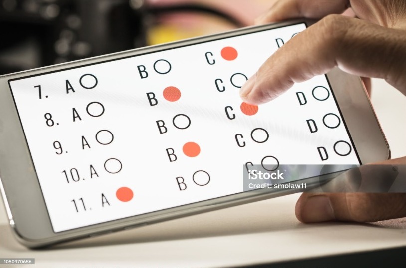 اختبار اسبوعي منزلي لتحديد المستوى لطلبة الصف الأول ثانوي - الترم الثاني ( 1 )